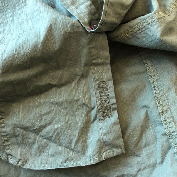 💖HP💖Guess Men’s Shirt - Picture 8 of 8